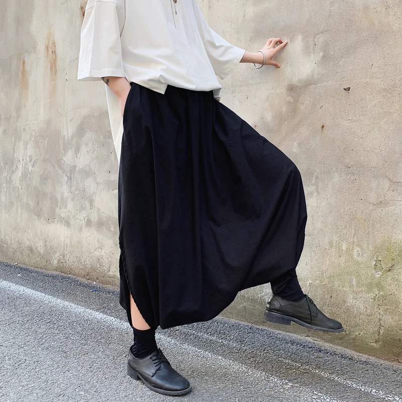 Men Streetwear Hip Hop Punk Gothic Loose Casual Harem Pants Male Kinomo Japan Style Wide Leg Cross Pants Skirts Trousers
Men Streetwear Hip Hop Punk Gothic Loose Casual Harem Pants Male Kinomo Japan Style Wide Leg Cross Pants Skirts Trousers