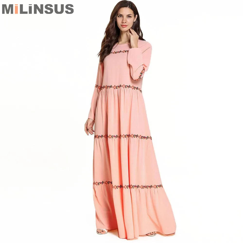 Milinsus Plus Size M-4XL pink Dress Women Embroidery wreath elegant Long Dresses female Vestidos Verano 2019 Muslim Robe
Milinsus Plus Size M-4XL pink Dress Women Embroidery wreath elegant Long Dresses female Vestidos Verano 2019 Muslim Robe