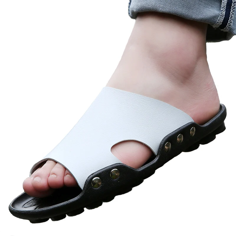 2019 New men Fashion Beach Soft Bottom Slippers Casual outdoor non-slip Slippers Summer Men Slippers Men Large size Slippers
2019 New men Fashion Beach Soft Bottom Slippers Casual outdoor non-slip Slippers Summer Men Slippers Men Large size Slippers