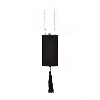 2019 new texture stereotypes multicolor tassel chain bag female simple fashion vertical section square sandwich Messenger bag
2019 new texture stereotypes multicolor tassel chain bag female simple fashion vertical section square sandwich Messenger bag