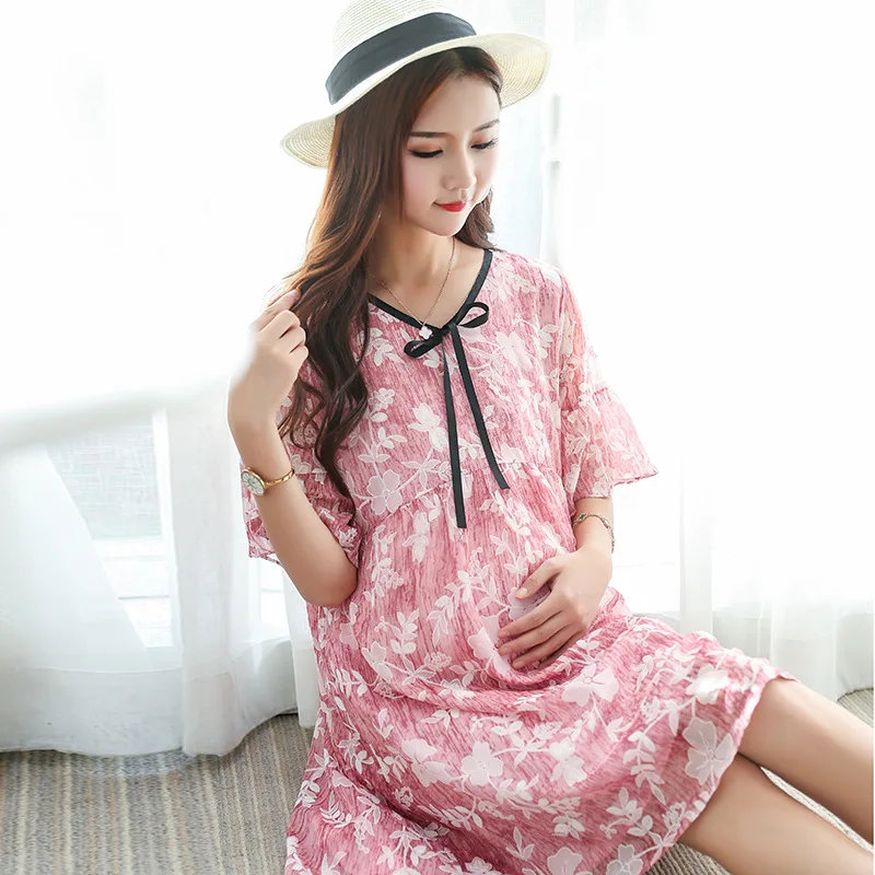 Floral Printed Chiffon Maternity Nursing Dress Summer Boho Beach Long Breastfeeding Dress Clothes for Pregnant Women
Floral Printed Chiffon Maternity Nursing Dress Summer Boho Beach Long Breastfeeding Dress Clothes for Pregnant Women