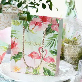 20pcs Pink Floral Flamingos Paper Bags Wedding Favors Candy Boxes Hand Bags Makeup Bags Party Gift Bags Gift Box, 17.5x15x9cm
20pcs Pink Floral Flamingos Paper Bags Wedding Favors Candy Boxes Hand Bags Makeup Bags Party Gift Bags Gift Box, 17.5x15x9cm
