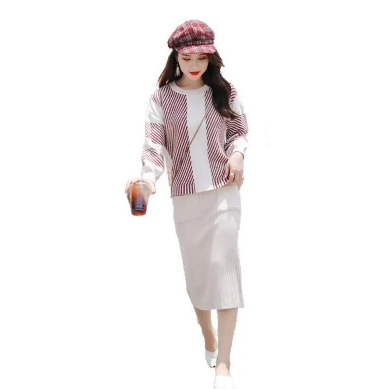 Women Winter Long Sleeve Pullover Patchwork Striped Sweater Tops + Pencil Skirt Suits Elegant Woman Knitted Skirt 2pcs Sets V190
Women Winter Long Sleeve Pullover Patchwork Striped Sweater Tops + Pencil Skirt Suits Elegant Woman Knitted Skirt 2pcs Sets V190