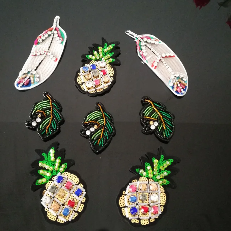 Feather beaded rhinestone pineapple leaves applique patches for Clothes beaded fabric patch DIY sew on patch accessories A1327
Feather beaded rhinestone pineapple leaves applique patches for Clothes beaded fabric patch DIY sew on patch accessories A1327
