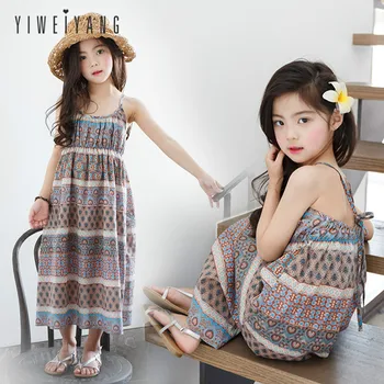 Girls' Dress 2018 Summer New Parent-child Straps Dress Large Children's Beach Dress
Girls' Dress 2018 Summer New Parent-child Straps Dress Large Children's Beach Dress