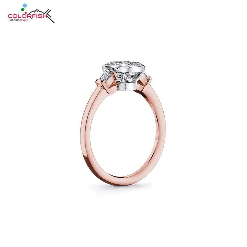 COLORFISH Trendy 3-stone Rings For Women Two Tone 925 Sterling Silver Rose Gold Filled Square Bezel Set 2ct Synthetic SONA Ring
COLORFISH Trendy 3-stone Rings For Women Two Tone 925 Sterling Silver Rose Gold Filled Square Bezel Set 2ct Synthetic SONA Ring