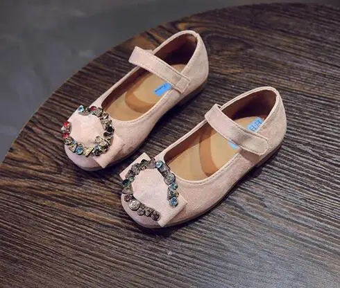 Children's flat leather shoes girls 2018 autumn girls soft suede shoes girls toddler casual shoes
Children's flat leather shoes girls 2018 autumn girls soft suede shoes girls toddler casual shoes