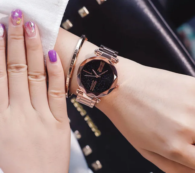 Colored alloy stainless steel with Star Diamond clock fashion women fashion luxury men gift gifts girlfriend watches
Colored alloy stainless steel with Star Diamond clock fashion women fashion luxury men gift gifts girlfriend watches