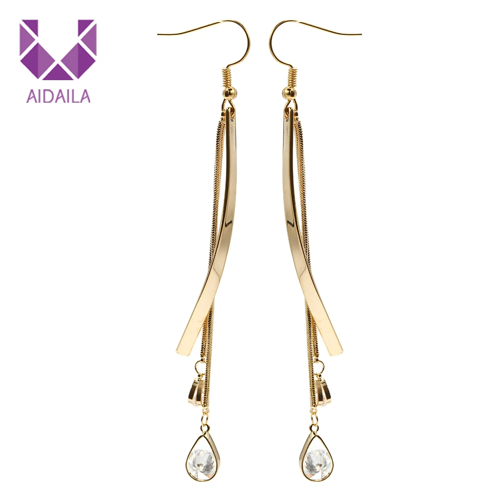 Women Long Metal Tassel Earrings for Ladies Dangle Drop Earrings Fashion Jewelry New Arrival
Women Long Metal Tassel Earrings for Ladies Dangle Drop Earrings Fashion Jewelry New Arrival