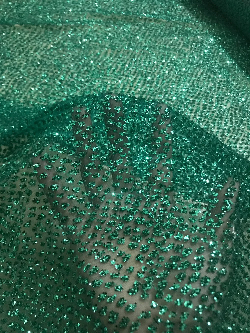 tulle lace with glued glitter fashion hannah-3.3118 african glitter lace fabric for party dress 5yard/lot embroidered
tulle lace with glued glitter fashion hannah-3.3118 african glitter lace fabric for party dress 5yard/lot embroidered