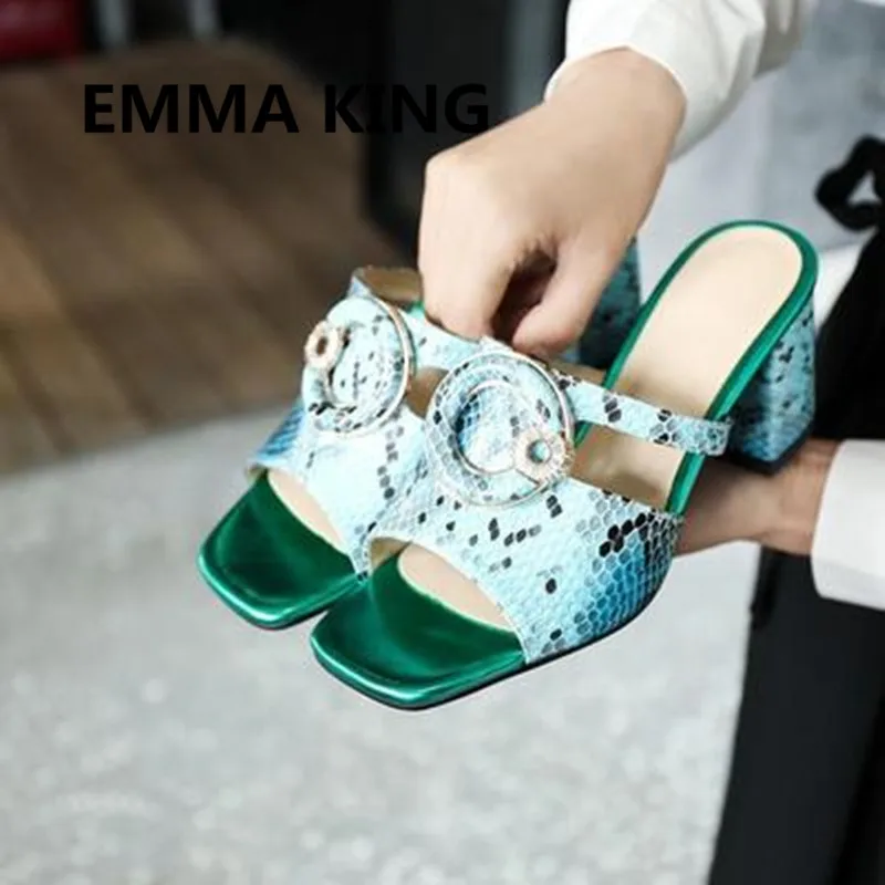 2019 Fashion Snake Prints Women Slippers Open Toe Slip On Chunk High Heel Ladies Summer Mules Shoes Woman Sexy Gladiator Sandals
2019 Fashion Snake Prints Women Slippers Open Toe Slip On Chunk High Heel Ladies Summer Mules Shoes Woman Sexy Gladiator Sandals