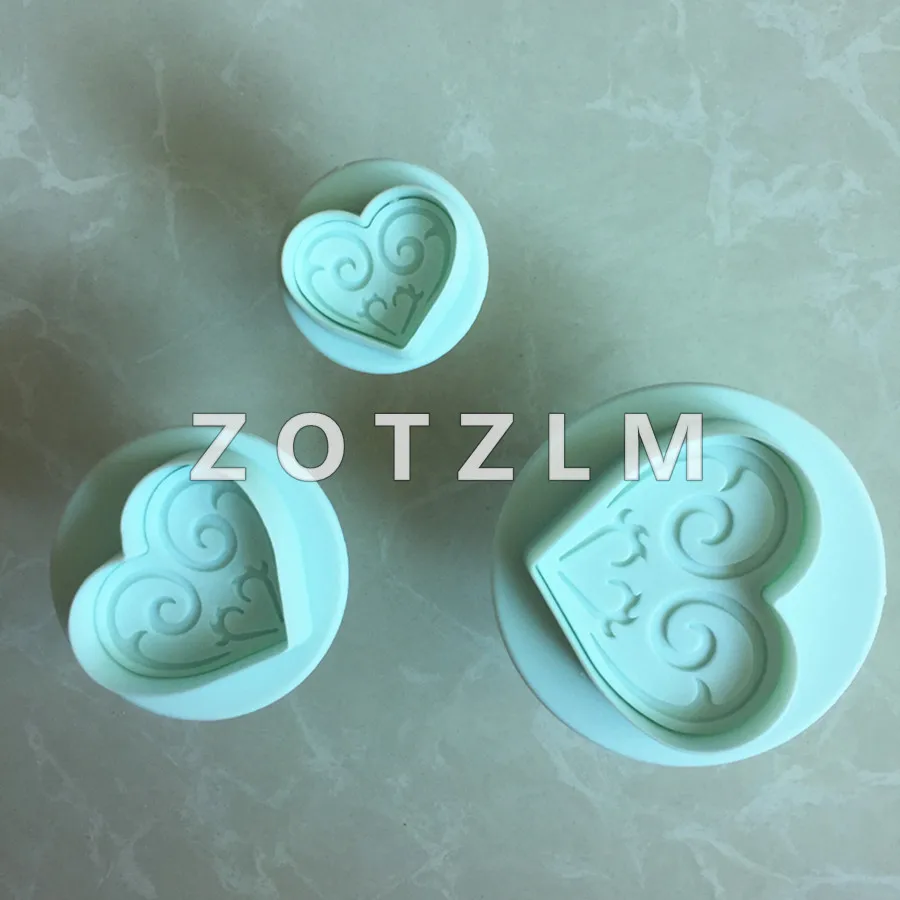 3 pcs/set Lace Heart Shape Plastic Cookie Cutters Set Spring Handle Cake Decorating Tools Pastry Biscuit Mold TXS039
3 pcs/set Lace Heart Shape Plastic Cookie Cutters Set Spring Handle Cake Decorating Tools Pastry Biscuit Mold TXS039
