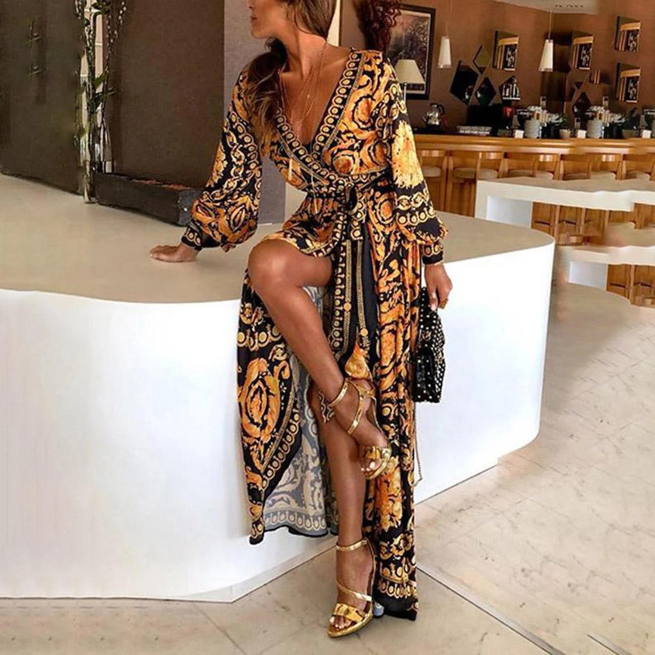 Sexy Vintage Sliting Print Maxi Dress Women Summer 2019 Splicing Pattern Belt Deep V Neck Big Hem Dresses Chic Party Long Dress
Sexy Vintage Sliting Print Maxi Dress Women Summer 2019 Splicing Pattern Belt Deep V Neck Big Hem Dresses Chic Party Long Dress