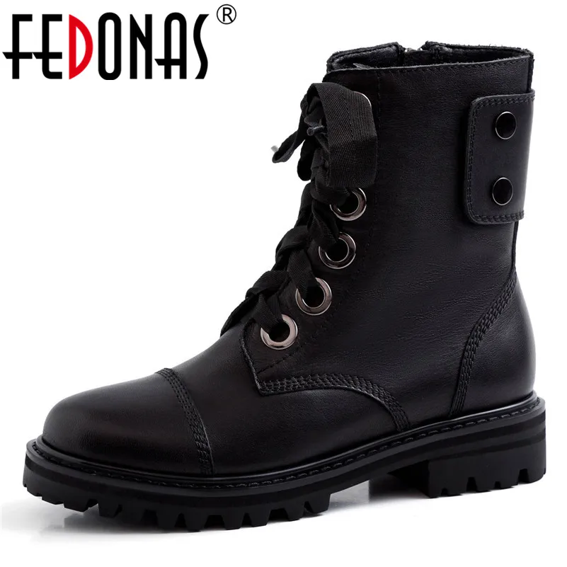 FEDONAS 2020 Autumn Winter New Round Toe Square Heels Women Ankle Boots Lace Up Genuine Leather Rome Short Boots Office Shoes
FEDONAS 2020 Autumn Winter New Round Toe Square Heels Women Ankle Boots Lace Up Genuine Leather Rome Short Boots Office Shoes