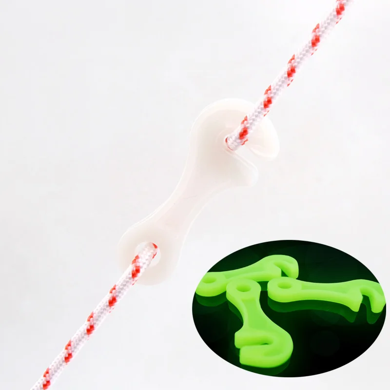 2pcs Outdoor luminous rope buckle Sky curtain tent slip fixing buckle Wrench shape plastic adjustment buckle Tent accessories
2pcs Outdoor luminous rope buckle Sky curtain tent slip fixing buckle Wrench shape plastic adjustment buckle Tent accessories