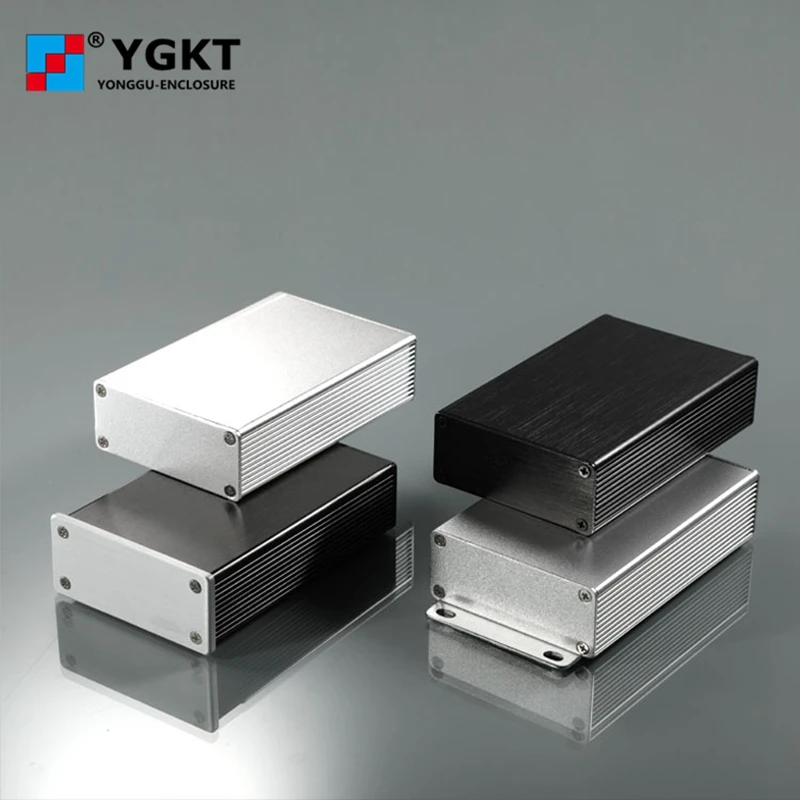 YGK-008 66*27*100/2.6''x1.08''x2.95''(wxhxl)mm effects extrusion enclosure aluminum box
YGK-008 66*27*100/2.6''x1.08''x2.95''(wxhxl)mm effects extrusion enclosure aluminum box