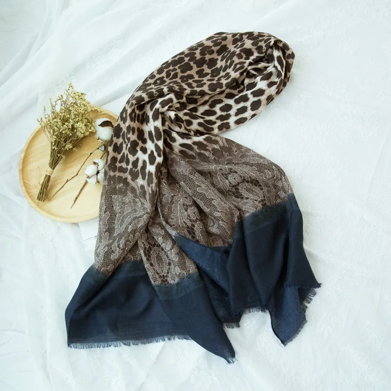 New Design Ombre Leopard Lace Fringe Viscose Shawl Scarf Women High Quality Neckerchief Autumn Winter Foulard Muslim Hijab Sjaal 
New Design Ombre Leopard Lace Fringe Viscose Shawl Scarf Women High Quality Neckerchief Autumn Winter Foulard Muslim Hijab Sjaal