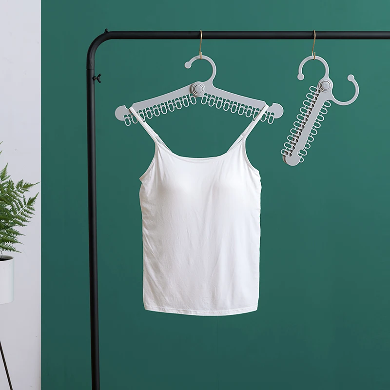 Multipurpose Folding and skid proof 20 holes clothes hanger underwear socks airing rack drying rack 44.5*7cm
Multipurpose Folding and skid proof 20 holes clothes hanger underwear socks airing rack drying rack 44.5*7cm