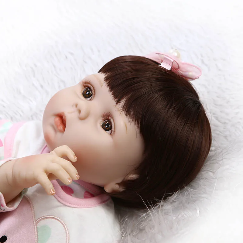Hot Selling 56cm Silicone Reborn Dolls Lifelike Jointed Baby Kids Toys Simulation Birthday Xmas Gift
Hot Selling 56cm Silicone Reborn Dolls Lifelike Jointed Baby Kids Toys Simulation Birthday Xmas Gift
