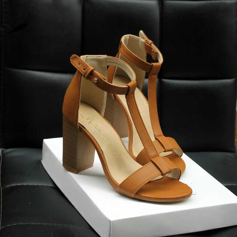 Women's Sandals Summer 2019 European PU T-Strap Women high heels Sandals Shoes for Women Ladies-Shoes Plus Size 40 Black/Brown
Women's Sandals Summer 2019 European PU T-Strap Women high heels Sandals Shoes for Women Ladies-Shoes Plus Size 40 Black/Brown