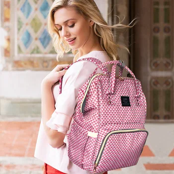 Large Capacity Baby Care Diaper Bag Multifunction Mummy Maternity Nursing Bag Fashion Mom Travel Light Backpack Striped Tote Bag
Large Capacity Baby Care Diaper Bag Multifunction Mummy Maternity Nursing Bag Fashion Mom Travel Light Backpack Striped Tote Bag