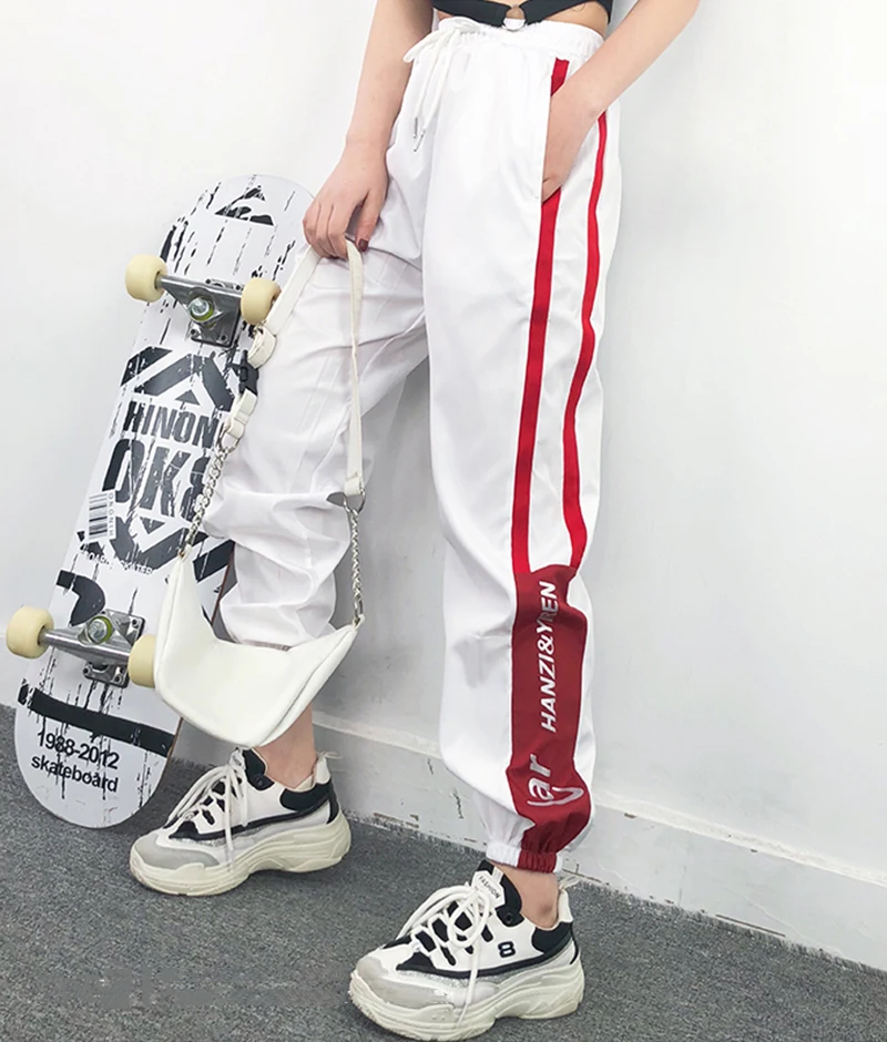 Autumn Winter Elastic High Waist Sweatpants Joggers Streetwear Women's Harajuku Letter Print Pocket Cargo Pants
Autumn Winter Elastic High Waist Sweatpants Joggers Streetwear Women's Harajuku Letter Print Pocket Cargo Pants