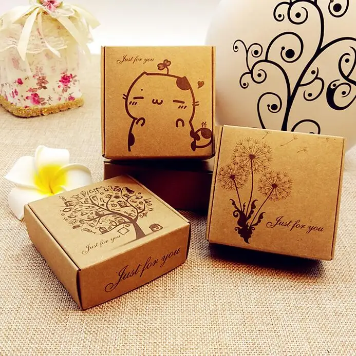 10pcs 7.5*7.5*3cm Kraft Paper Aircraft Gift Boxes Small Handmade Soap Packing Box Party Favor Candy Storage Paper Boxes
10pcs 7.5*7.5*3cm Kraft Paper Aircraft Gift Boxes Small Handmade Soap Packing Box Party Favor Candy Storage Paper Boxes