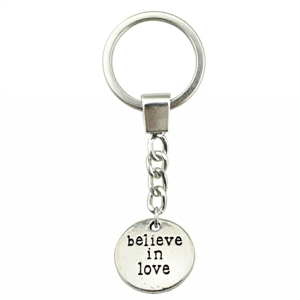 New Fashion Men Jewelry Keychain Diy Metal Holder Chain Believe In Love 20mm Antique Bronze Antique Silver Pendant Gift 
New Fashion Men Jewelry Keychain Diy Metal Holder Chain Believe In Love 20mm Antique Bronze Antique Silver Pendant Gift