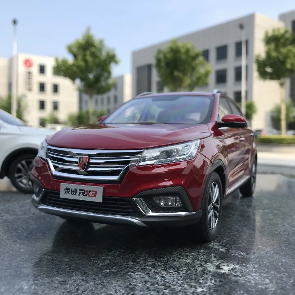 Литая под давлением модель автомобиля Roewe RX3 1:16 (красный) + маленький подарок! |