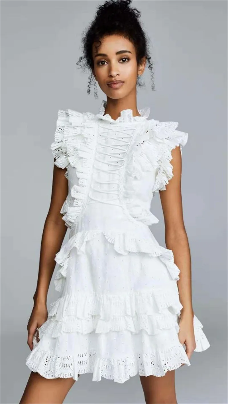 white dress (1)