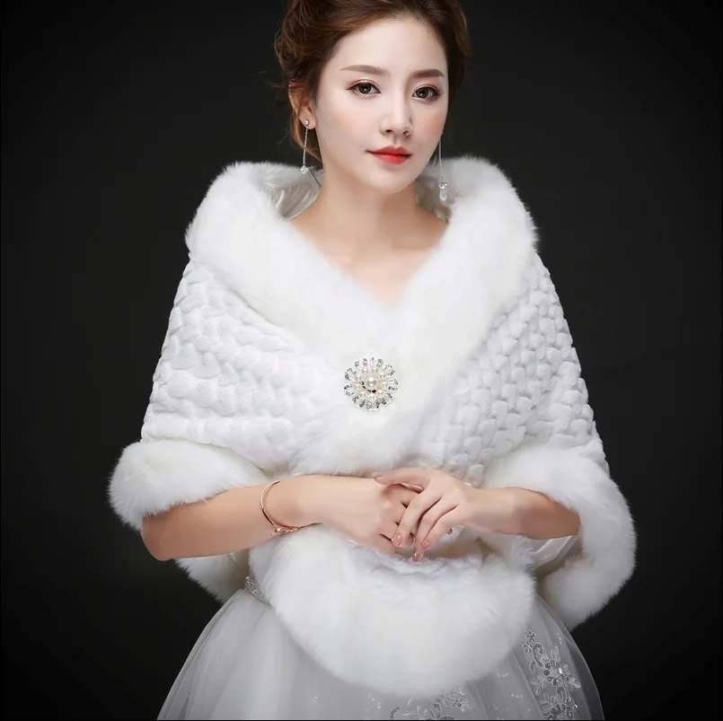 Love Faux Fur Coat Jacket Shawl Wedding Cape Wrap Bolero Scalf Shrug Cloak New !
Love Faux Fur Coat Jacket Shawl Wedding Cape Wrap Bolero Scalf Shrug Cloak New !