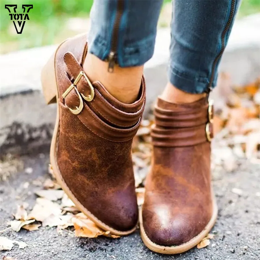 VTOTA Fashion Women Boots PU Leather Martin Boots Autumn High Heels Buckle Strap Ankle Boots Bottes Femme Botas Feminina QY
VTOTA Fashion Women Boots PU Leather Martin Boots Autumn High Heels Buckle Strap Ankle Boots Bottes Femme Botas Feminina QY