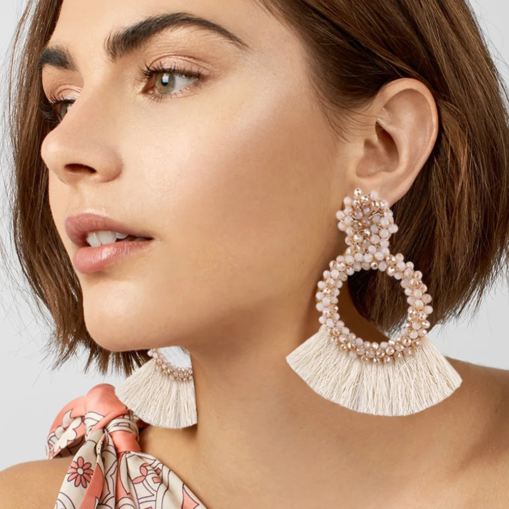 Dvacaman Boho Designs Tassel Beads Long Drop Earrings for Women 2019 Trendy Resin Statement Earrings Ethnic Party Gifts Jewelry
Dvacaman Boho Designs Tassel Beads Long Drop Earrings for Women 2019 Trendy Resin Statement Earrings Ethnic Party Gifts Jewelry