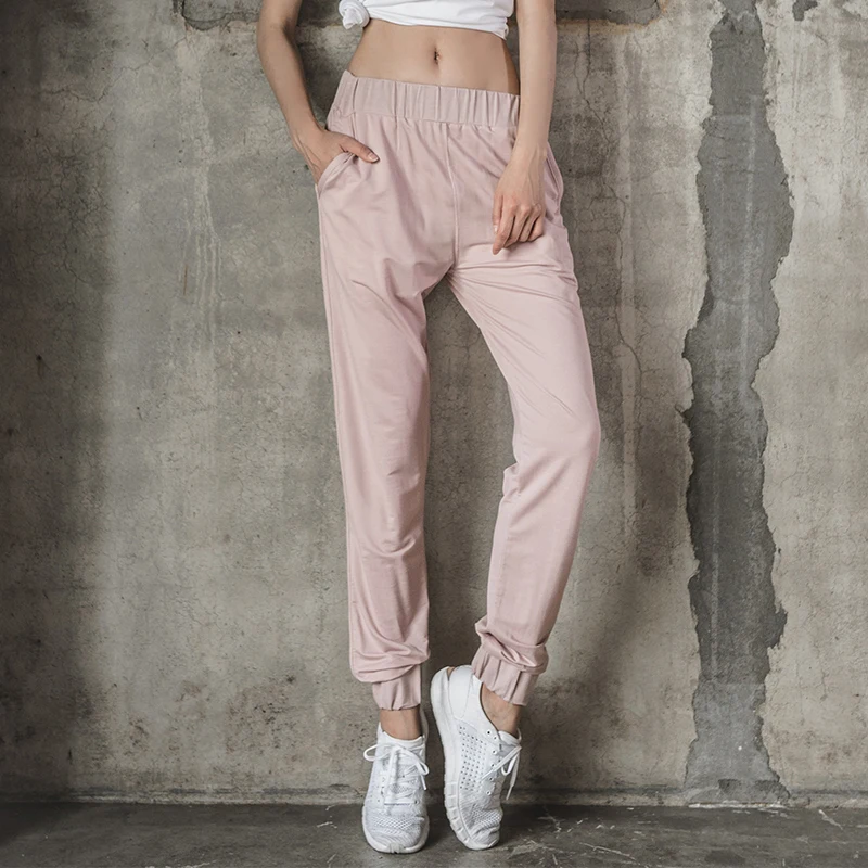 Women Loose Yoga Pants Stretch Sport Running Trousers Quick Dry Fitness Pants Female Yoga Leggings Wide Leg Trousers Breathable
Women Loose Yoga Pants Stretch Sport Running Trousers Quick Dry Fitness Pants Female Yoga Leggings Wide Leg Trousers Breathable