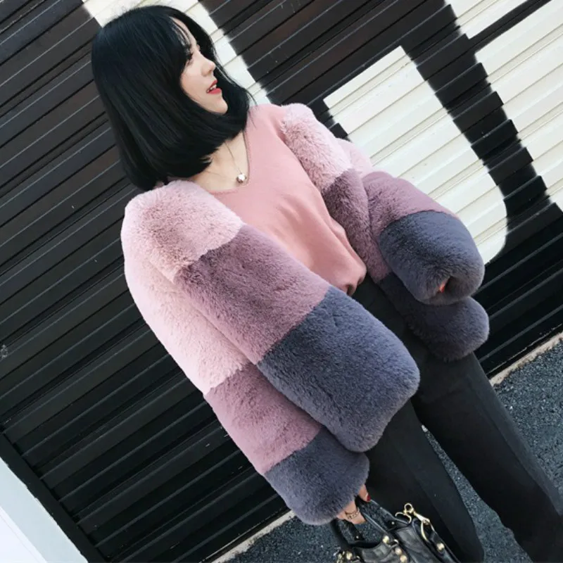Imitation Rex rabbit fur coat short Mixed color Faux Mink fur Jacket Cardigan 2018 fur coats High Waist Bomber Parka Outwear
Imitation Rex rabbit fur coat short Mixed color Faux Mink fur Jacket Cardigan 2018 fur coats High Waist Bomber Parka Outwear
