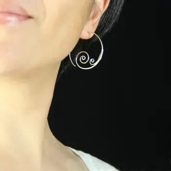 PINJEAS wired double scroll hoop earring handmade creative round cuff Fashion cute Jewelry bridesmaid gift
PINJEAS wired double scroll hoop earring handmade creative round cuff Fashion cute Jewelry bridesmaid gift