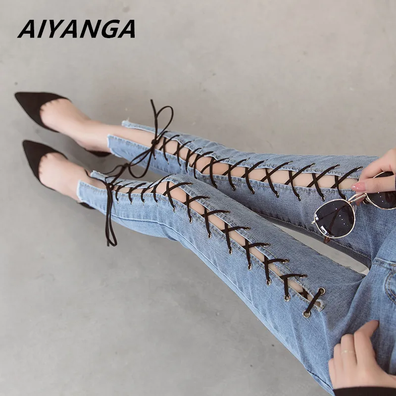 Women Jeans 2018 Summer Fashion Hollow Out Cross Strap Bandage Denim Pencil Pants Ladies Mid Waist Sexy Lace Up Hole Tight Jeans 
Women Jeans 2018 Summer Fashion Hollow Out Cross Strap Bandage Denim Pencil Pants Ladies Mid Waist Sexy Lace Up Hole Tight Jeans