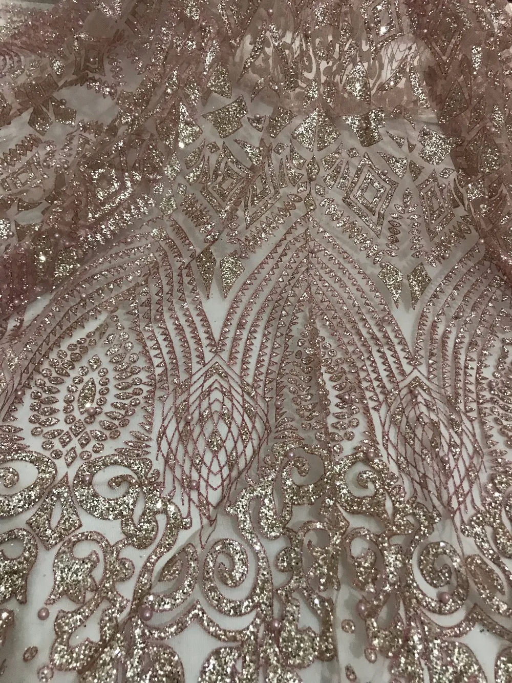 hot selling African French net Lace Fabric L-118100 for party dress glued glitter sequin lace fabric
hot selling African French net Lace Fabric L-118100 for party dress glued glitter sequin lace fabric