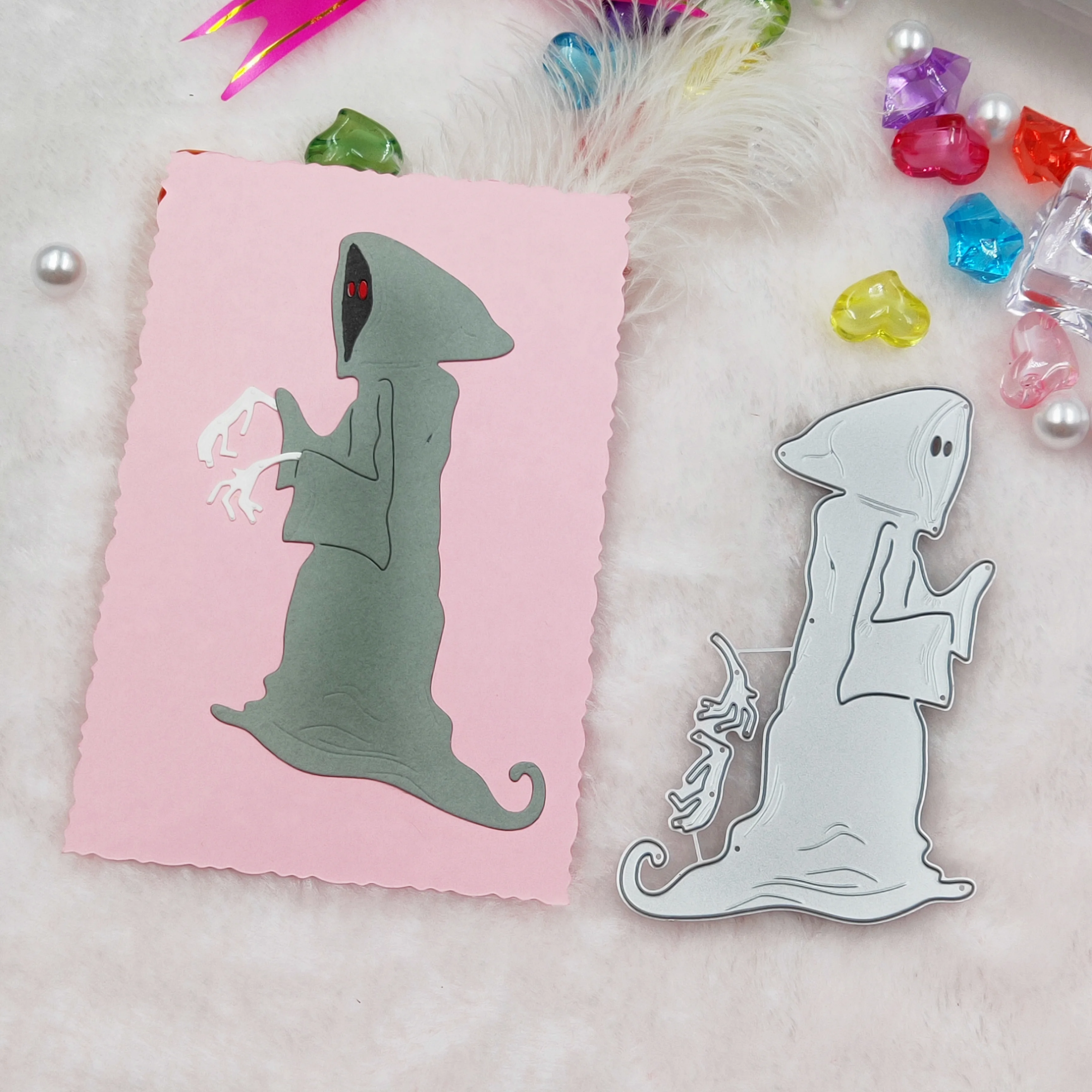 Halloween ghost metal cutting die scrapbook 2019 new DIY scrapbook album greeting card decoration embossing DIY paper card
Halloween ghost metal cutting die scrapbook 2019 new DIY scrapbook album greeting card decoration embossing DIY paper card