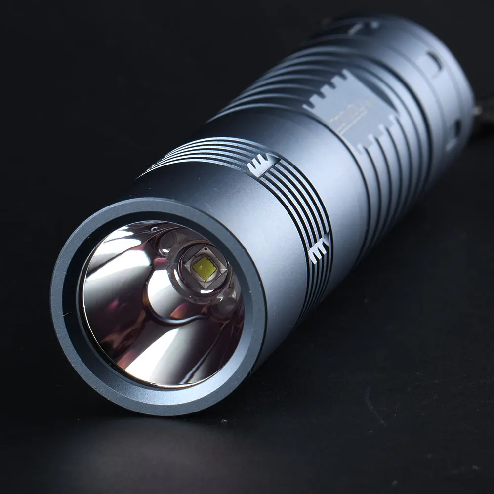 

Convoy S11 Flashlight SST40 Copper DTP Board Ar-Coated Inside Temperature Protection Management 2300lm