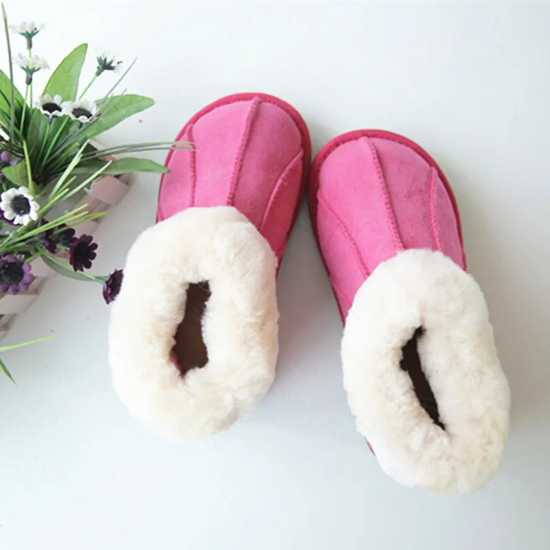 Natural sheep fur in one piece unisex thick warm winter boots anti-skid old man cotton shoes size pregnant woman large size
Natural sheep fur in one piece unisex thick warm winter boots anti-skid old man cotton shoes size pregnant woman large size