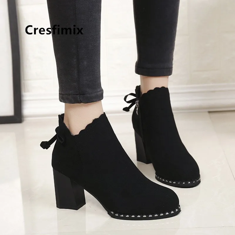 Women Classic High Quality High Heel Ankle Boots Lady Fashion Sweet Brown Boots Women Fashion Winter Boots Botas Femininas E6002
Women Classic High Quality High Heel Ankle Boots Lady Fashion Sweet Brown Boots Women Fashion Winter Boots Botas Femininas E6002