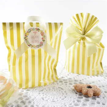 Hot Sale Wholesale 50pcs/lot Pink Gold Packaging Bags Valentine's Day Plastic Small Gift Bags Wedding Decoration Gift Bag DT70
Hot Sale Wholesale 50pcs/lot Pink Gold Packaging Bags Valentine's Day Plastic Small Gift Bags Wedding Decoration Gift Bag DT70