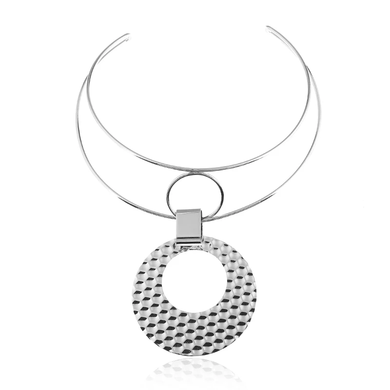 2019 Women's Vintage exaggeration Geometric Large Circle Pendant Collar Necklaces Fashion Jewelry Accessories
2019 Women's Vintage exaggeration Geometric Large Circle Pendant Collar Necklaces Fashion Jewelry Accessories