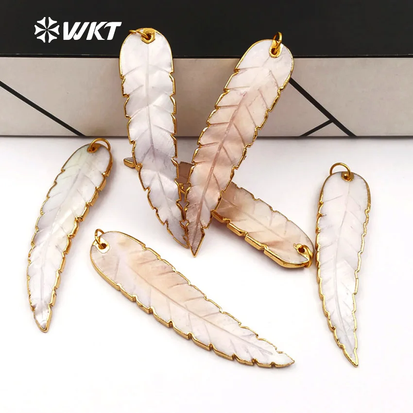 WT-JP044 WKT New design natural shell pendant big size long leaf shape pendant for necklace making lady girl jewelry
WT-JP044 WKT New design natural shell pendant big size long leaf shape pendant for necklace making lady girl jewelry