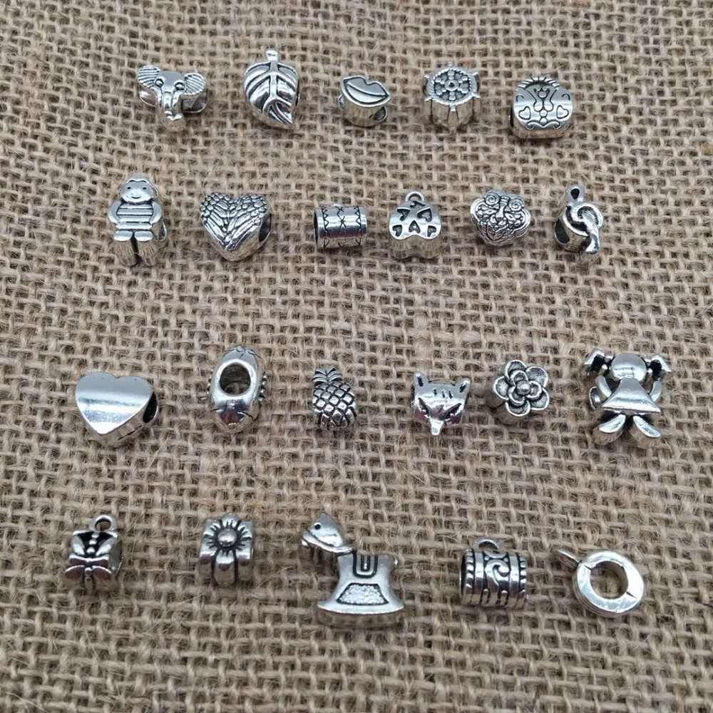 mix fashion 22pcs alloy beads charms cute tiny beads pandents for Jewelry Making DIY necklace earring bracelet A-80187
mix fashion 22pcs alloy beads charms cute tiny beads pandents for Jewelry Making DIY necklace earring bracelet A-80187