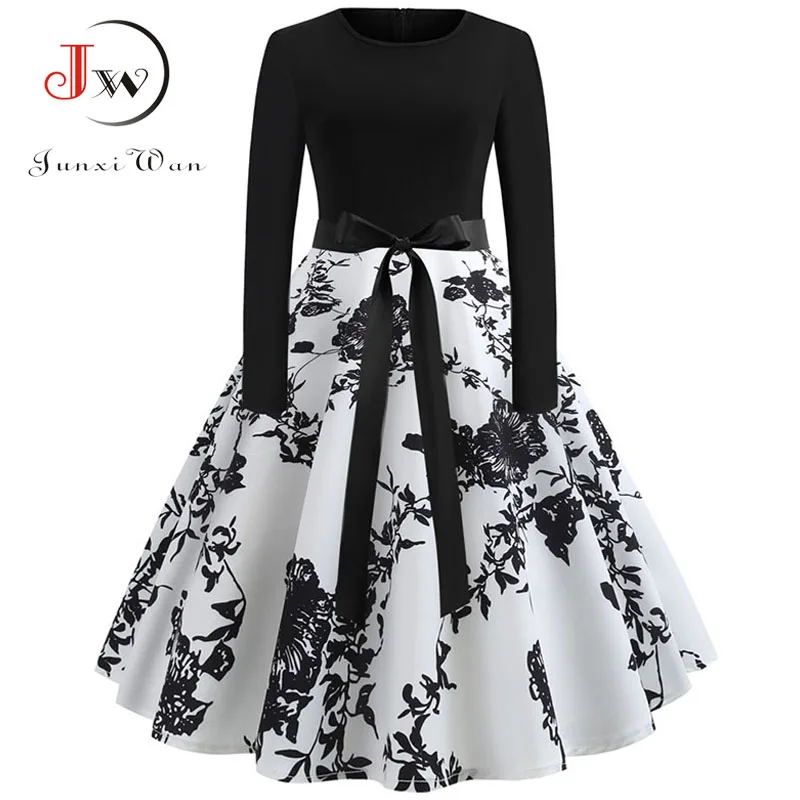 2019 Winter Dress Women Robe Femme Vintage Elegant Party Dresses Long Sleeve Casual Plus Size Patchwork Black Floral Midi Dress
2019 Winter Dress Women Robe Femme Vintage Elegant Party Dresses Long Sleeve Casual Plus Size Patchwork Black Floral Midi Dress