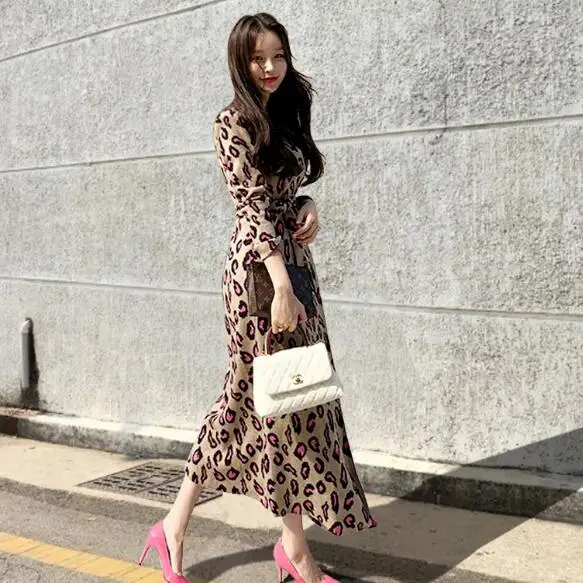 Elegant Long Knitted Belted Wrap Dress Winter Women Long Sleeve V Neck Leopard Print Sexy Slim obe Split Sweater Dress DV69
Elegant Long Knitted Belted Wrap Dress Winter Women Long Sleeve V Neck Leopard Print Sexy Slim obe Split Sweater Dress DV69