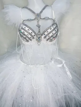 Female Costume Bikini Skirt Sets Bar Party Nightclub DJ Singer Dance Outfit Models Catwalk Performance White Feather Stage Wear
Female Costume Bikini Skirt Sets Bar Party Nightclub DJ Singer Dance Outfit Models Catwalk Performance White Feather Stage Wear
