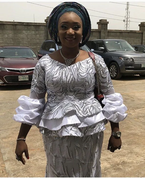 2019 Latest French Nigerian Laces Fabrics High Quality Sequins Tulle African Laces Fabric Wedding French Tulle Lace KYY907A
2019 Latest French Nigerian Laces Fabrics High Quality Sequins Tulle African Laces Fabric Wedding French Tulle Lace KYY907A